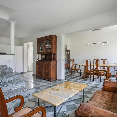 וילה Luxury Marble House פיאטרה סנטה