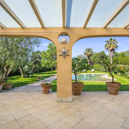 Luxury Marble House * 피에트라산타