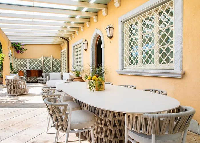 Luxury Marble House * 피에트라산타